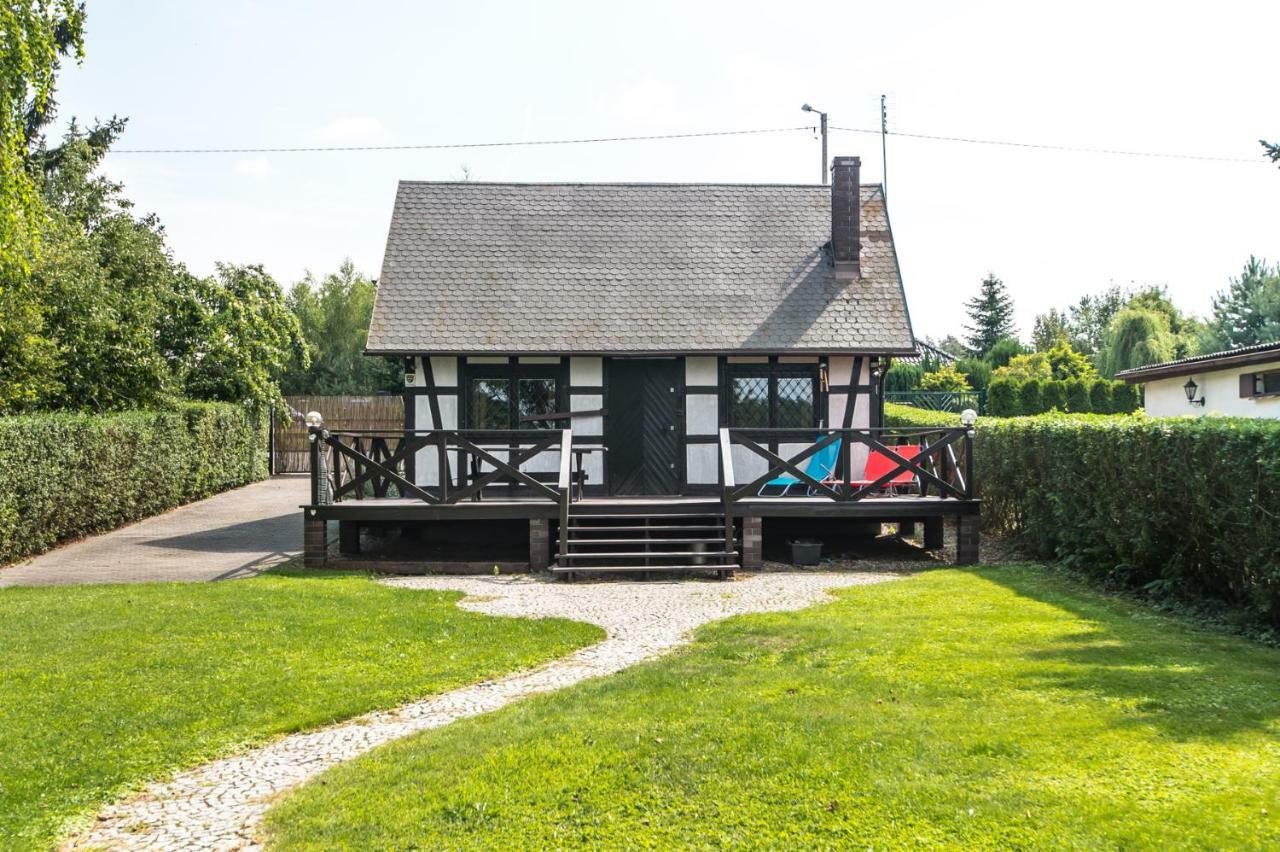 Dom Nad Jeziorem Sapowice Exterior foto